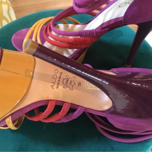 Aldo Platform Heels - Picture 3 of 3